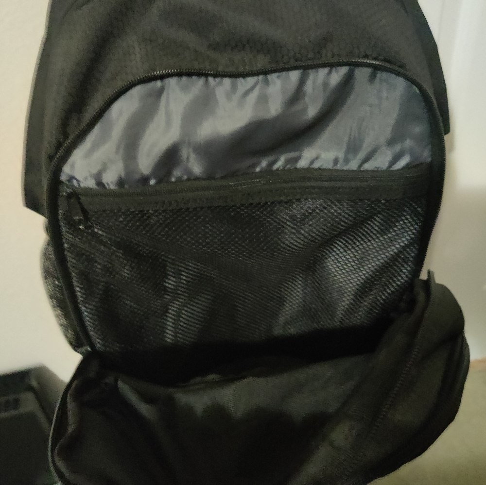 Adidas Black Tech Friendly Load Spring Backpack U… - image 8